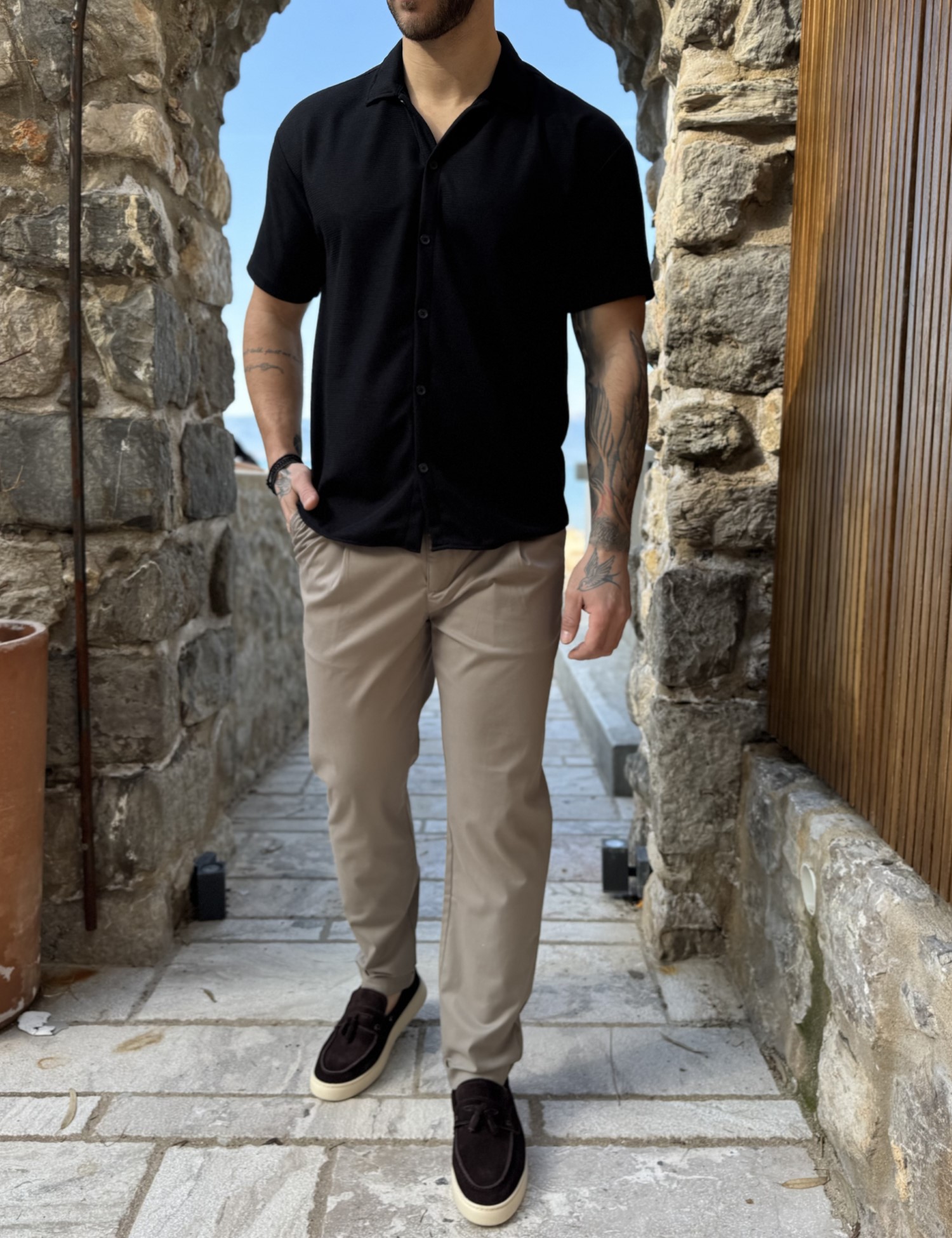 Ανδρικό πλεκτό μαύρο κοντομάνικο πουκάμισο RMZ19134M φωτογραφία